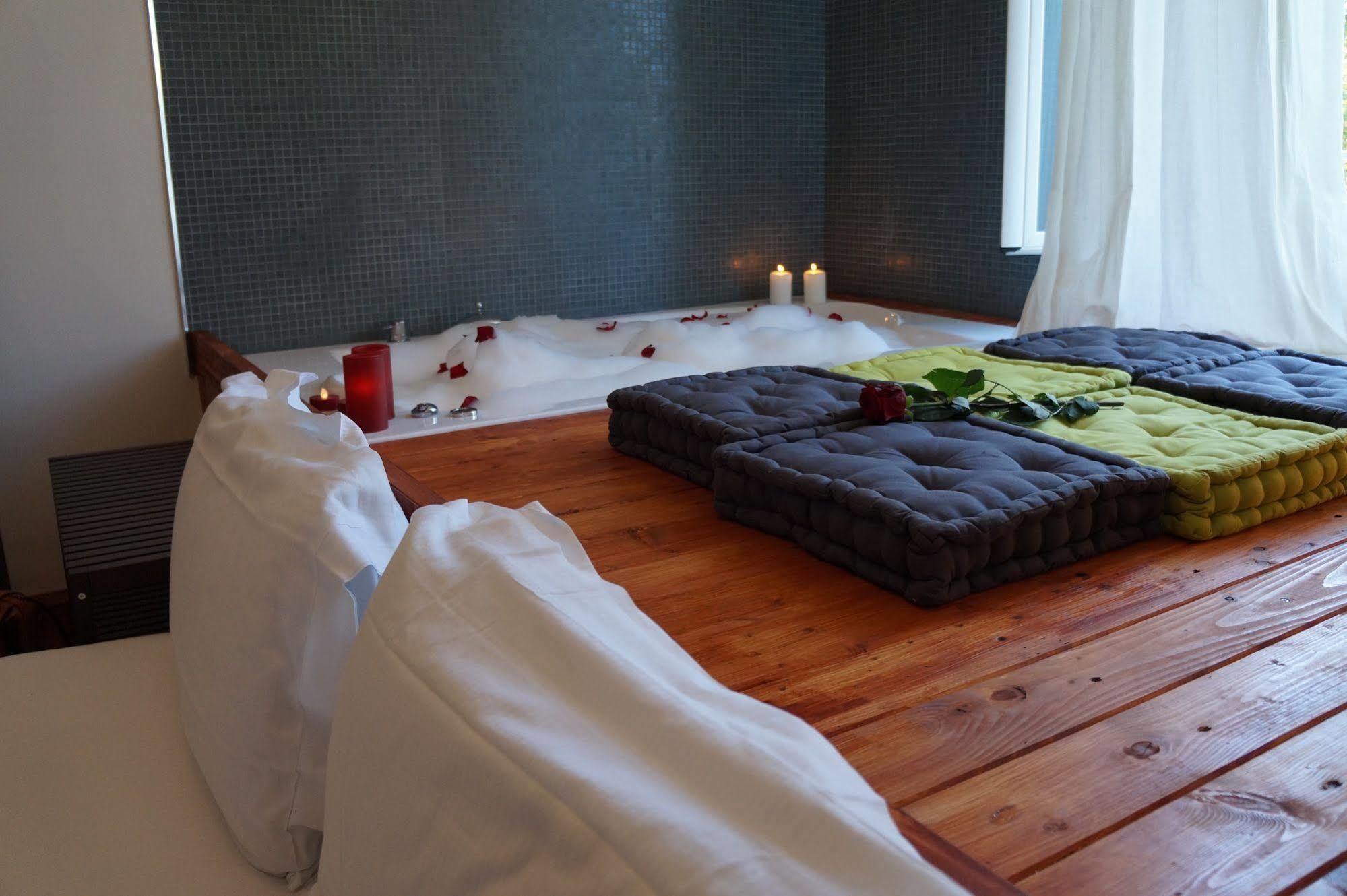 Jacuzzi Guest house